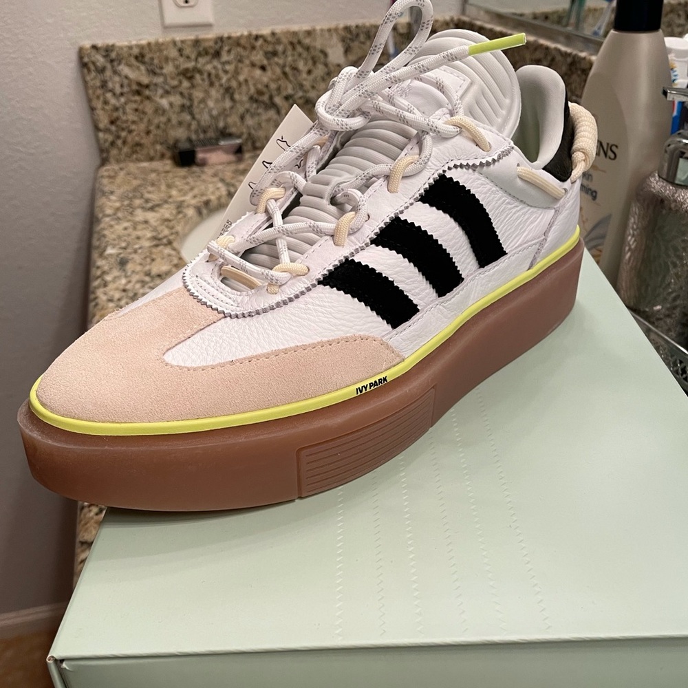 Adidas Ivy Park Supersleek 72